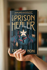 THE PRISON HEALER By Lynette Noni (Paperback)