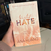 Twisted Hate By Ana Huang (Paperback)